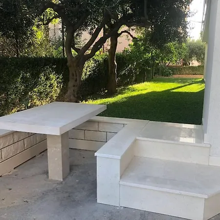 Aspalathos Apartman